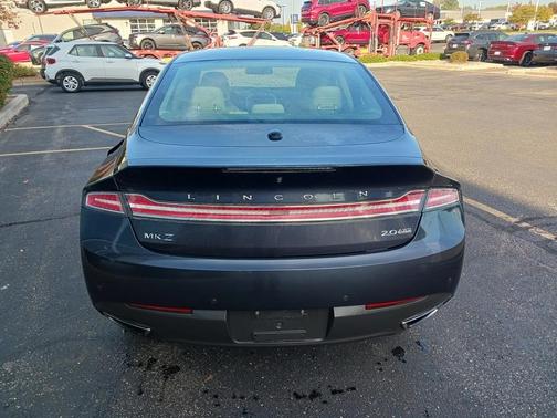 2014 Lincoln MKZ Base