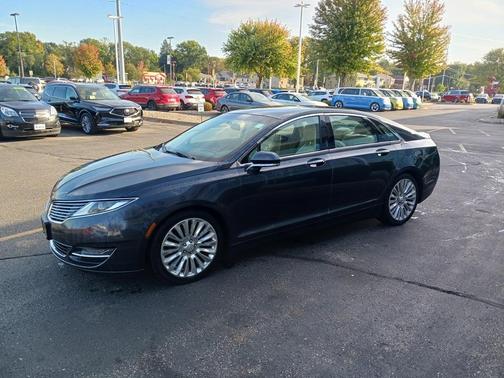 2014 Lincoln MKZ Base