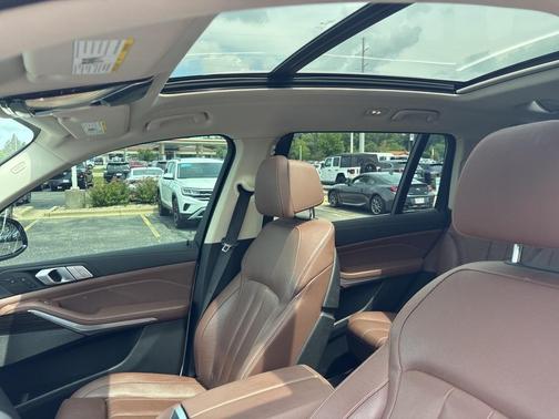 2020 BMW X7 xDrive40i
