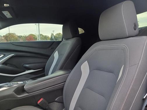 2021 Chevrolet Camaro 1LT