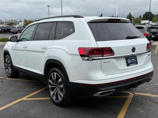 2022 Volkswagen Atlas 3.6L SE w/Technology