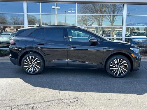 2025 Volkswagen ID.4 Pro