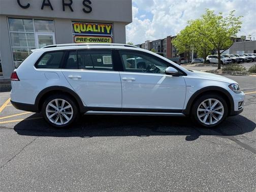 2019 Volkswagen Golf Alltrack TSI S