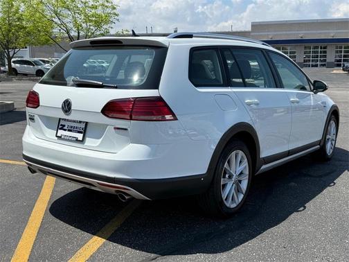 2019 Volkswagen Golf Alltrack TSI S