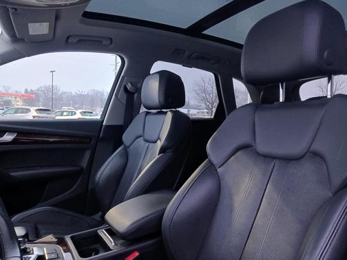 2018 Audi Q5 2.0T Premium Plus