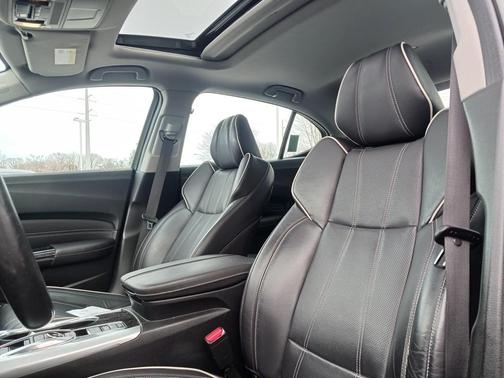 2018 Acura TLX V6 Advance