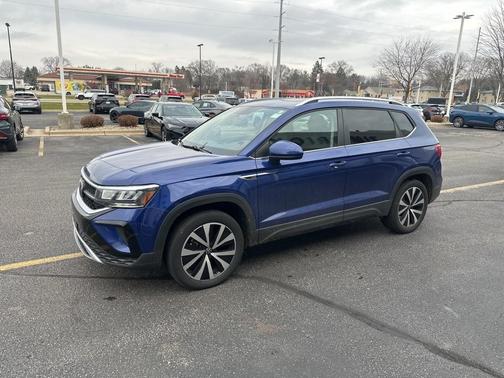 2022 Volkswagen Taos 1.5T SE