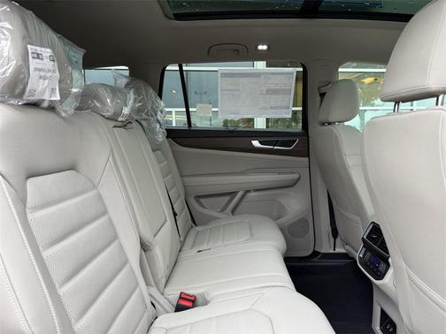 2026 Volkswagen Atlas 2.0T SEL