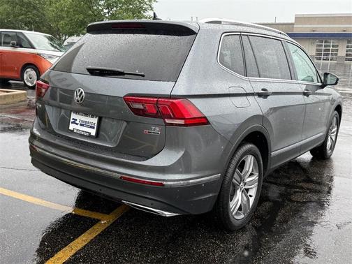 2018 Volkswagen Tiguan 2.0T SEL Premium