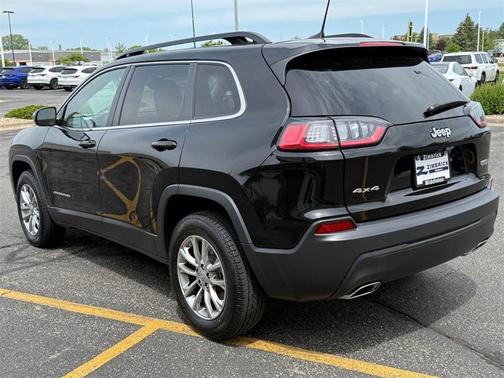 2022 Jeep Cherokee Latitude Lux