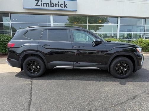 2025 Volkswagen Atlas 2.0T Peak Edition
