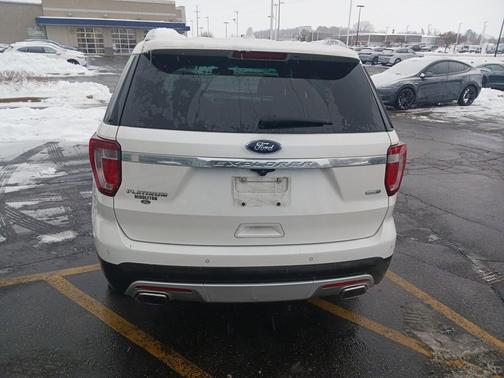 2016 Ford Explorer Platinum