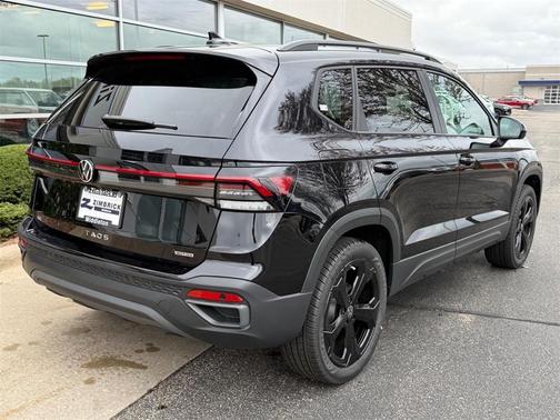2025 Volkswagen Taos 1.5T SE Black