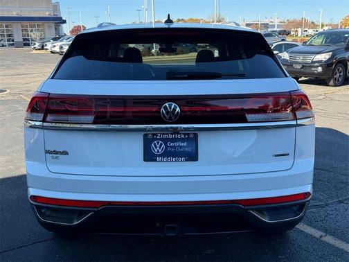 2025 Volkswagen Atlas Cross Sport 2.0T SE w/Technology