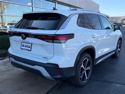 2026 Volkswagen Tiguan 2.0T SE