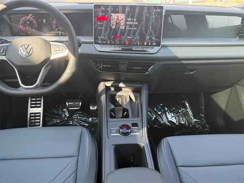 2025 Volkswagen Tiguan 2.0T SE R-Line Black