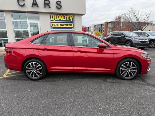 2025 Volkswagen Jetta 1.5T SE