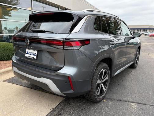 2025 Volkswagen Tiguan 2.0T SE