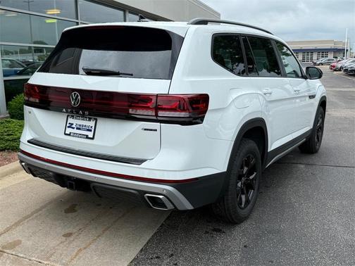 2025 Volkswagen Atlas 2.0T Peak Edition