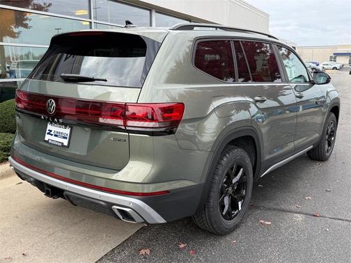 2026 Volkswagen Atlas 2.0T Peak Edition