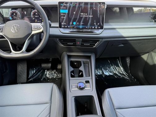 2025 Volkswagen Tiguan 2.0T SE
