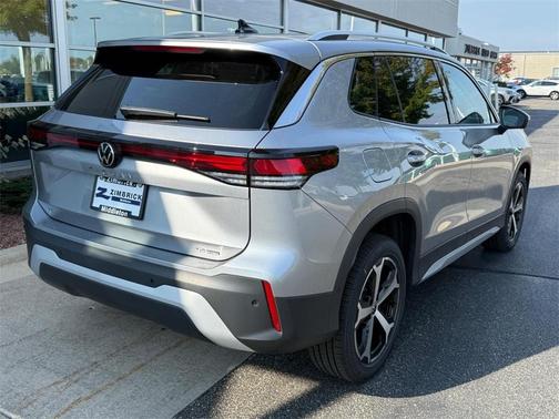 2025 Volkswagen Tiguan 2.0T SE