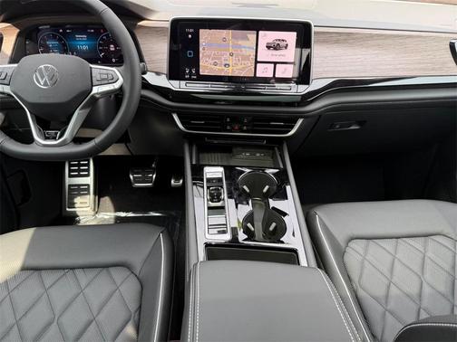 2025 Volkswagen Atlas 2.0T SEL Premium R-Line