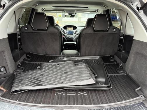 2017 Acura MDX 3.5L w/Advance Package