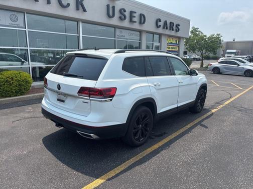 2023 Volkswagen Atlas 3.6L SE w/Technology