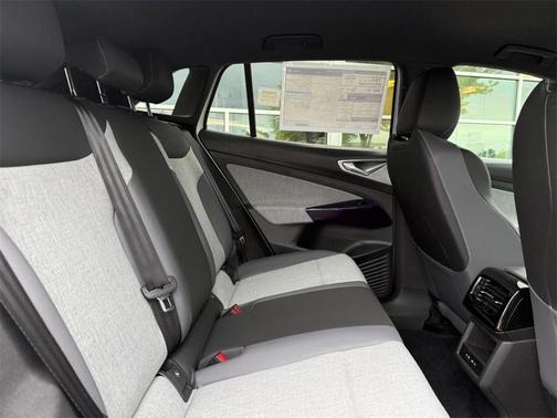 2025 Volkswagen ID.4 Pro