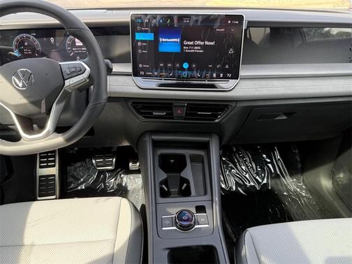 2025 Volkswagen Tiguan 2.0T SE R-Line Black