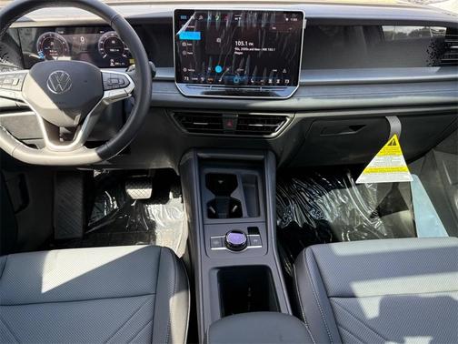 2025 Volkswagen Tiguan 2.0T SE