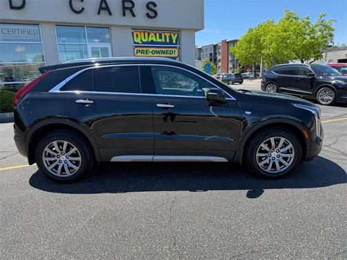 2021 Cadillac XT4 Premium Luxury