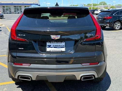 2021 Cadillac XT4 Premium Luxury