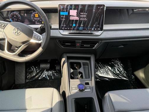 2025 Volkswagen Tiguan 2.0T SE
