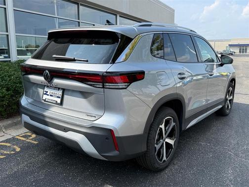 2025 Volkswagen Tiguan 2.0T SE