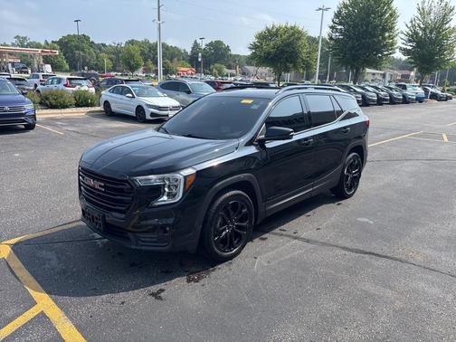 2022 GMC Terrain SLT