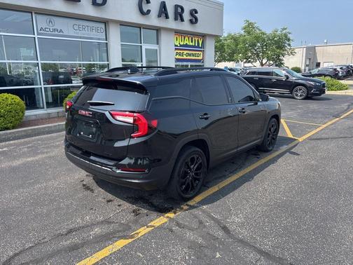 2022 GMC Terrain SLT