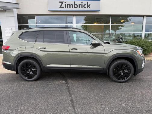 2026 Volkswagen Atlas 2.0T SE w/Technology