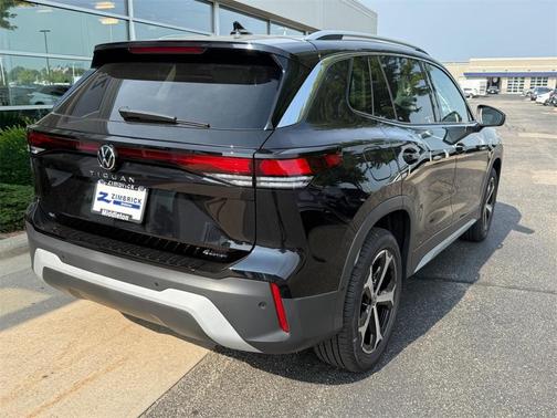 2025 Volkswagen Tiguan 2.0T SE
