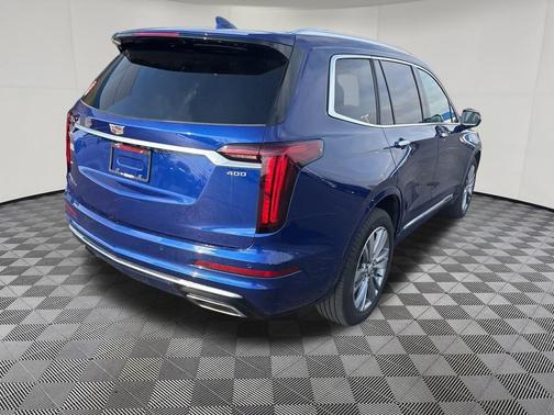 2025 Cadillac XT6 Premium Luxury FWD