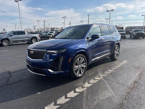 2025 Cadillac XT6 Premium Luxury FWD