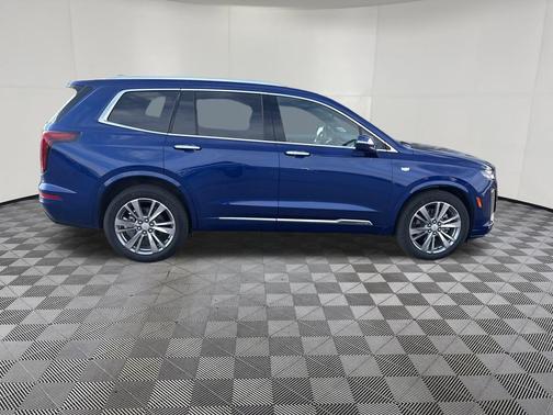 2025 Cadillac XT6 Premium Luxury FWD