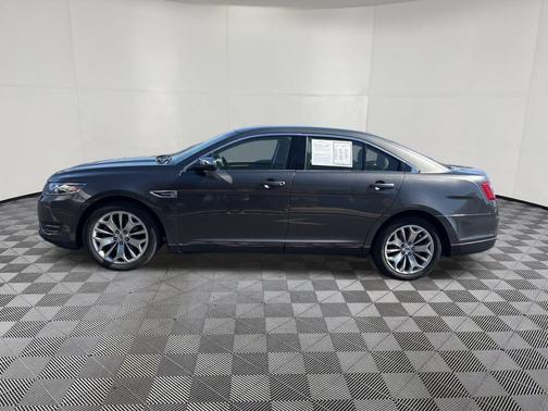 2018 Ford Taurus Limited