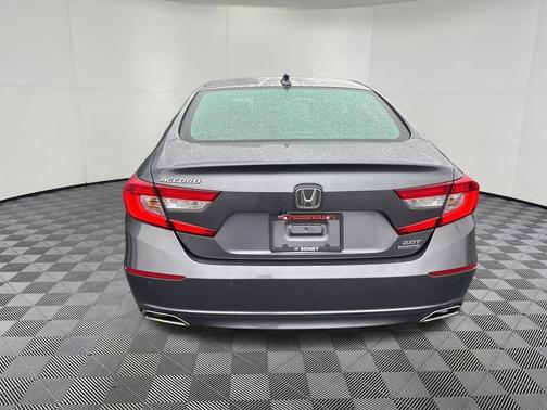2020 Honda Accord Touring 2.0T
