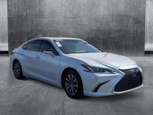2021 Lexus ES 300h Base