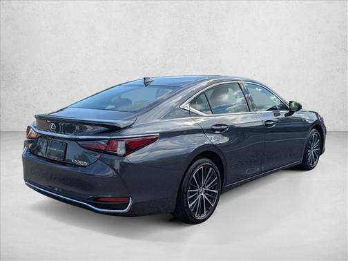 2024 Lexus ES 300h Base