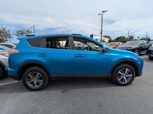 2016 Toyota RAV4 XLE