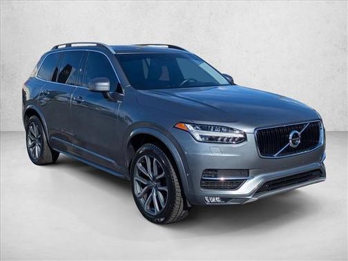 2019 Volvo XC90 T6 Momentum