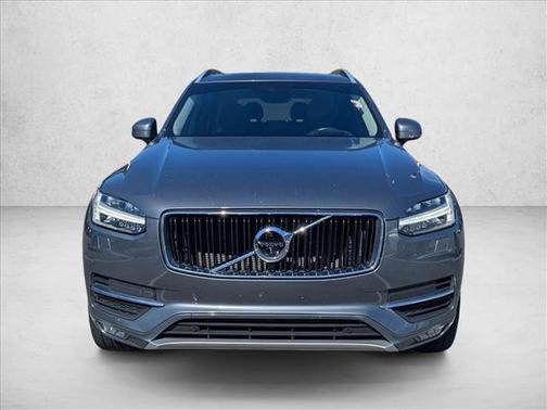 2019 Volvo XC90 T6 Momentum